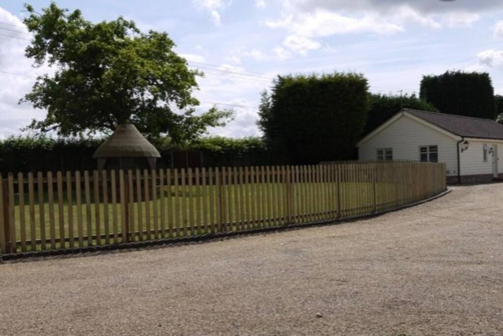 The Oaks, Luxury 2 Bedroom Cottage In A Peaceful Location Haughley Exterior foto